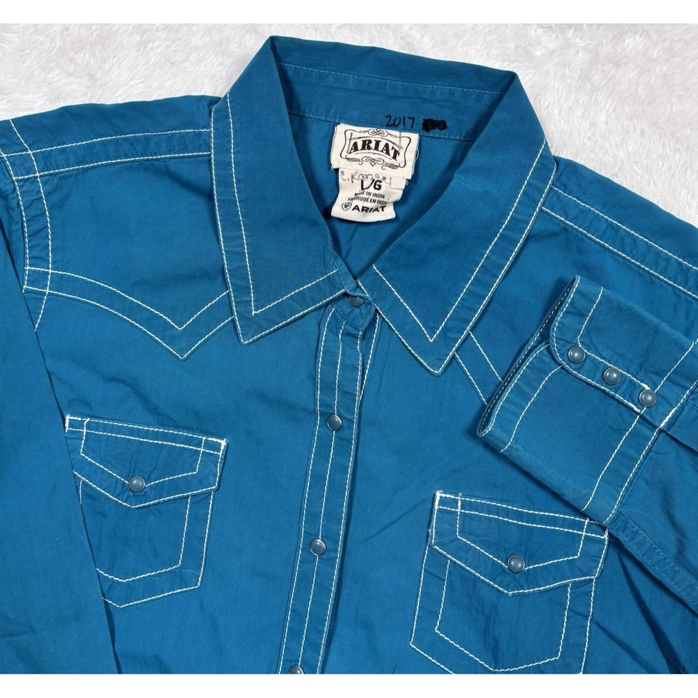 Ariat Western‎ Shirt Womens L MAY RUN SMALL Teal Blue Pearl Snap Cowgirl Rodeo